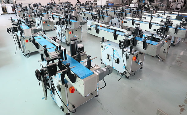 全自動圓瓶搓滾貼標機,圓瓶搓滾貼標機,全自動不干膠貼標機廠家,佼佼者自動化